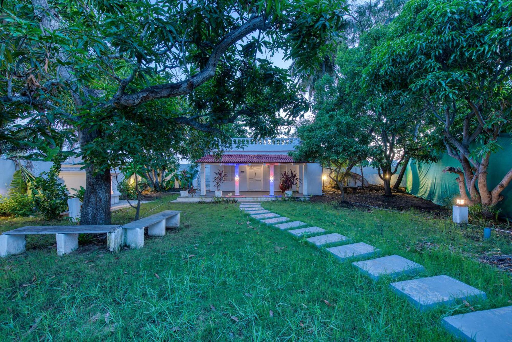 Le Epic Resort Virampattinam Exterior photo