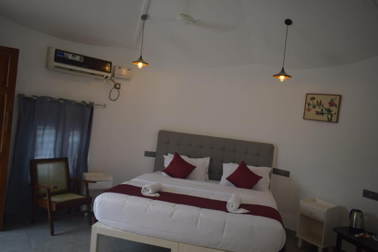 Le Epic Resort Virampattinam Exterior photo